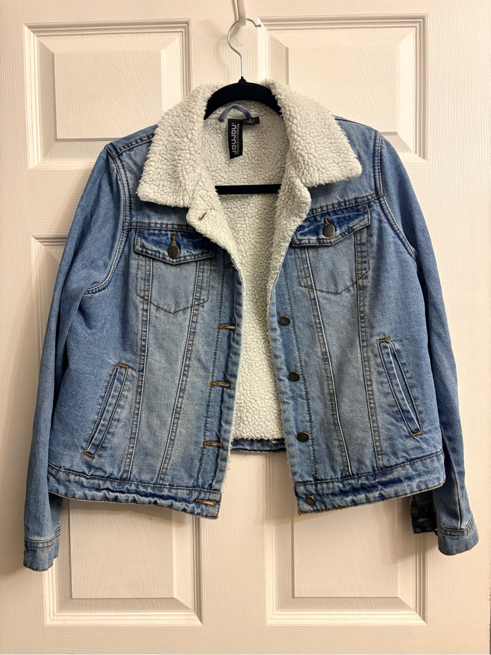 Sherpa Lined Denim Jacket - L